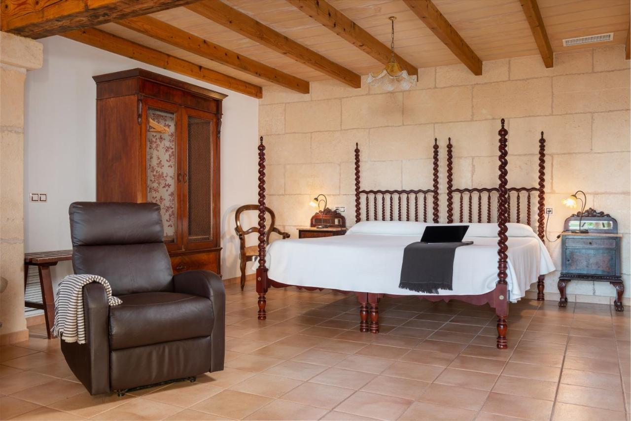 Finca Hotel Can Canals & Spa 캄포스 외부 사진