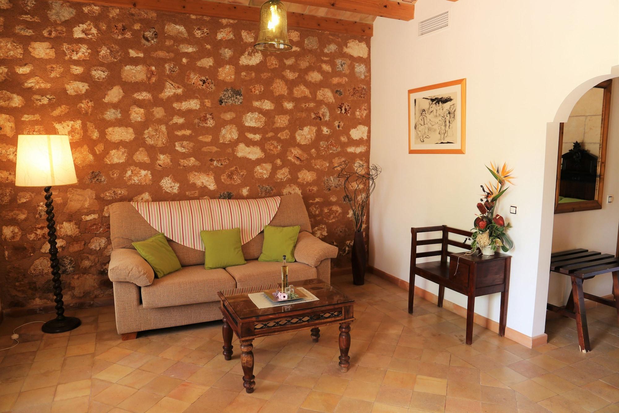Finca Hotel Can Canals & Spa 캄포스 외부 사진