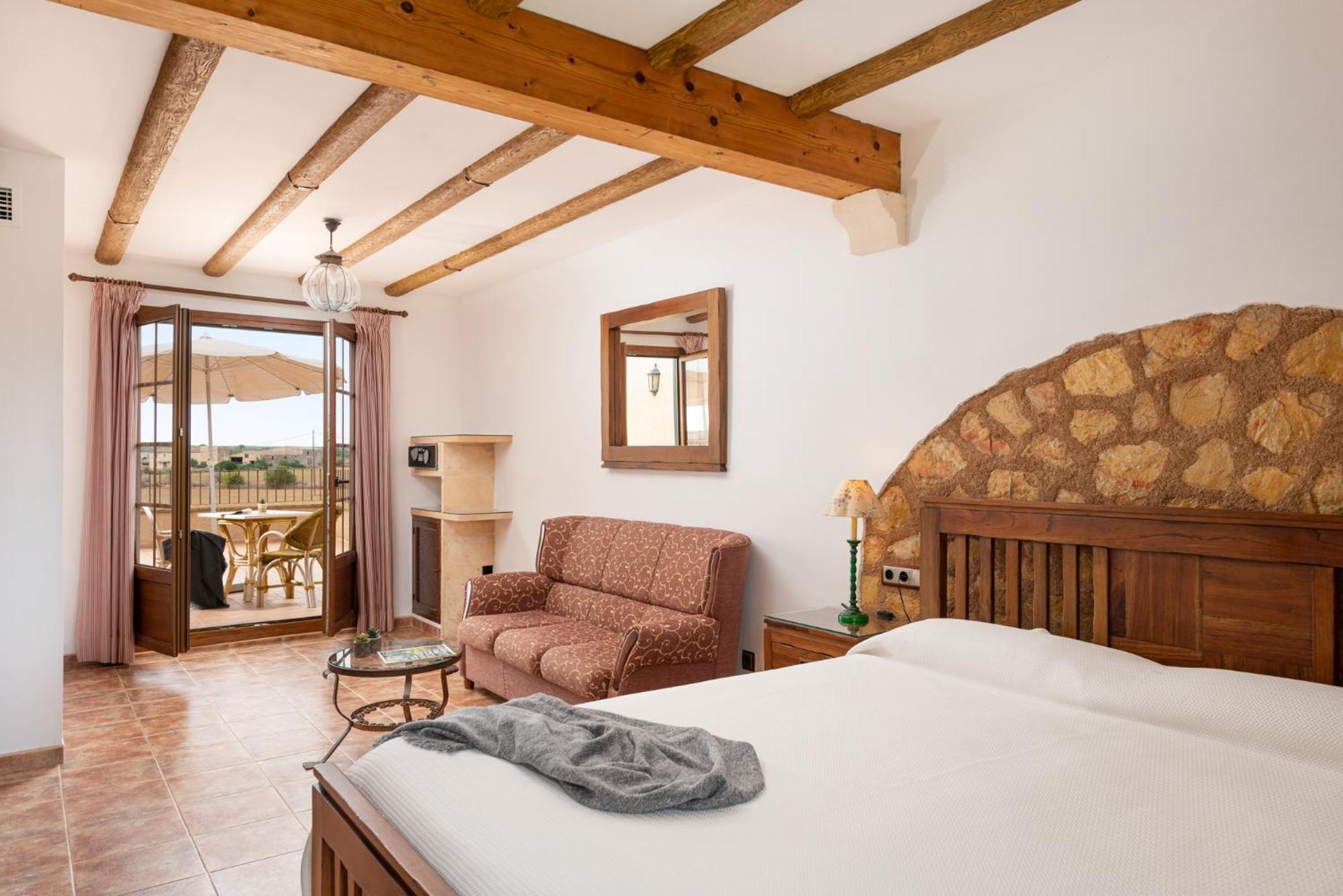 Finca Hotel Can Canals & Spa 캄포스 외부 사진